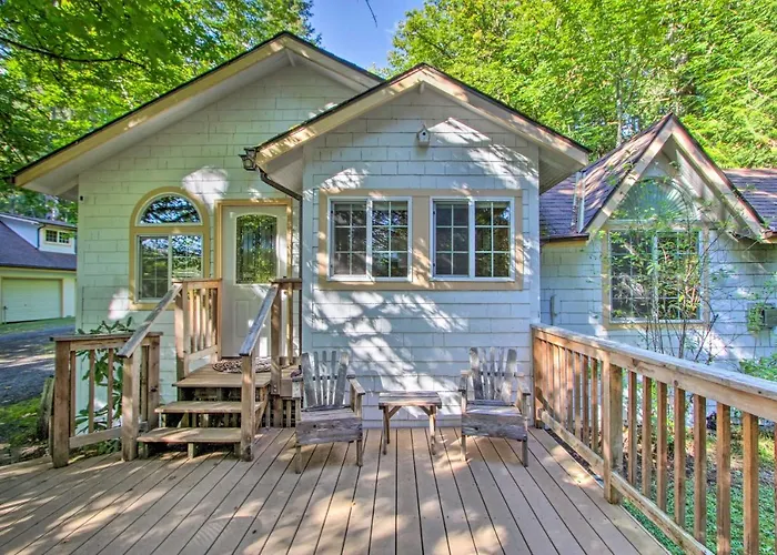 Elk Hideaway Ashford Cottage With Hot Tub!