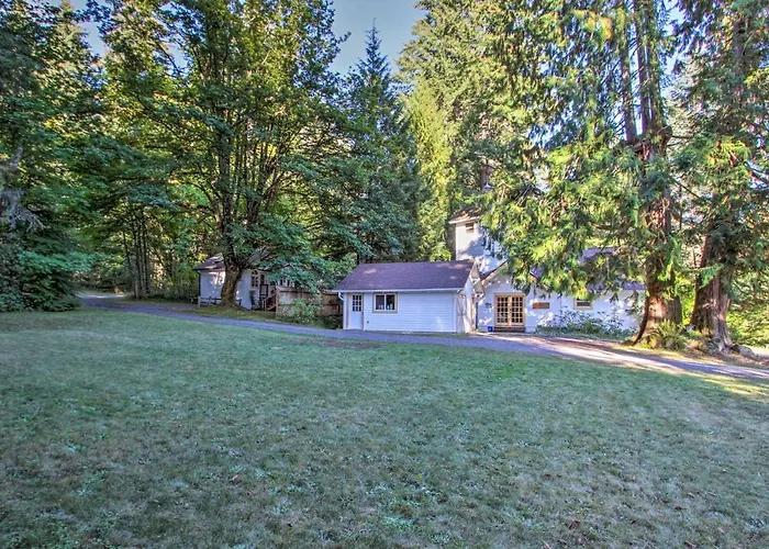 Elk Hideaway Ashford Cottage With Hot Tub!
