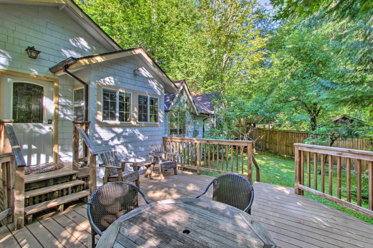 Elk Hideaway With Hot Tub! * Ashford